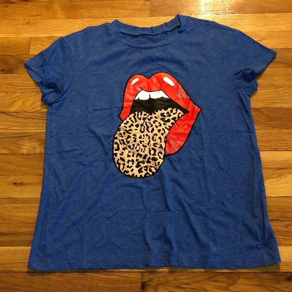 Women's Short Sleeve T-Shirt Blue Cheetah Tongue Mouth - L